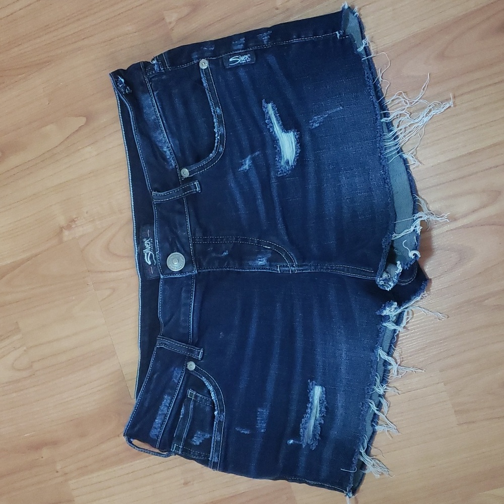NEW Silver Jeans Elyse Denim Distressed Jean Shorts 28